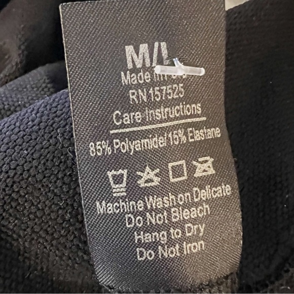 Dascha Tatiana Black Seamless Leggings NEW Size M/L Athletic Yoga Tights - Picture 9 of 9